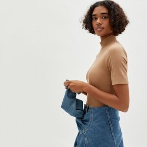 Everlane supersoft mockneck ribbed tee cocoa size small